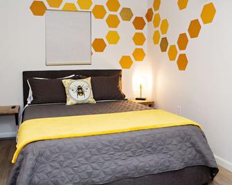 Central Phoenix Guest house - The Bee Hive - 凤凰城 - 睡房