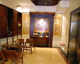 兰布特里酒店 - 曼谷 - 大厅