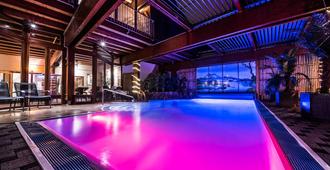 毛里求斯酒店&温泉 - 科隆 - 游泳池