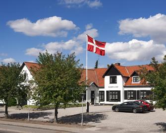 Næsbylund Kro og Hotel - 欧登塞 - 建筑