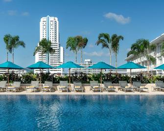 普吉岛 M 社会酒店 - 芭东 - 游泳池