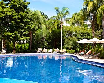 锡安卡恩巴西亚普林西佩华丽酒店 - 仅供成人入住 - 式 - 阿库马尔 - 游泳池