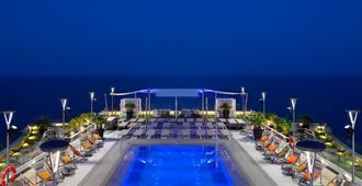 太阳海岸美利亚酒店 - 托雷莫利诺斯 - 游泳池