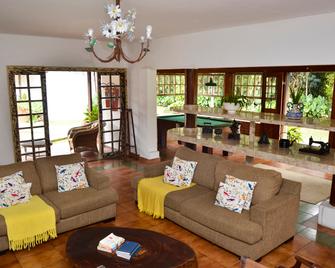 Hotel Bertell - 佩内杜 - 客厅