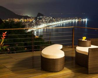 米兰特托亚维莱酒店 - 里约热内卢 - 阳台