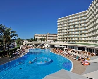 瓜达卢佩索尔酒店 - 马盖鲁夫 - 游泳池
