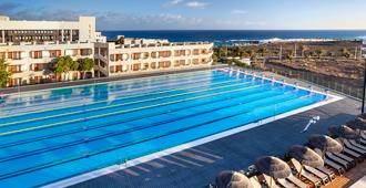 西洋兰萨罗特海洋酒店 - 科斯塔特吉塞 - 游泳池