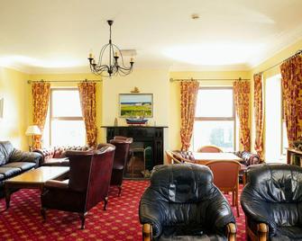 Pier House Bed & Breakfast - 伊尼什莫尔岛 - 客厅