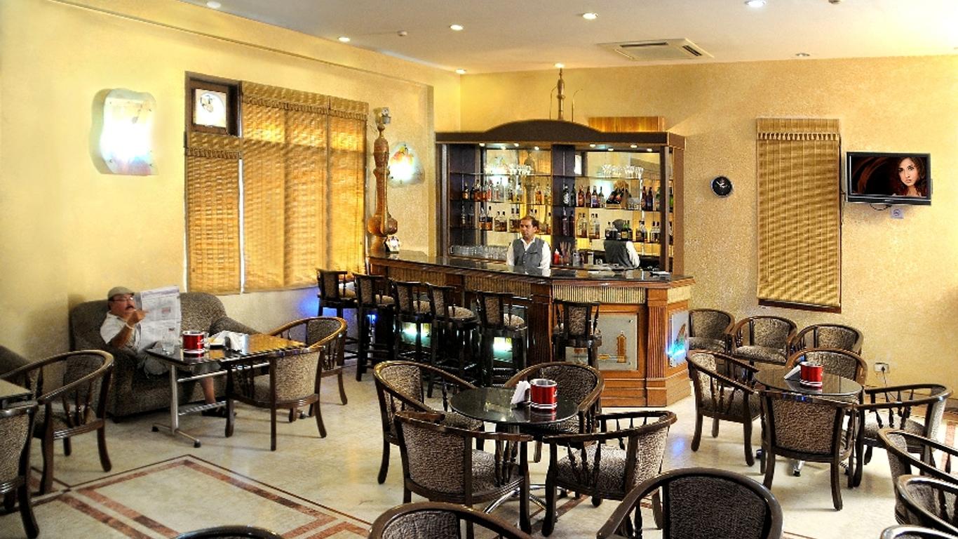 恒河拉坦酒店