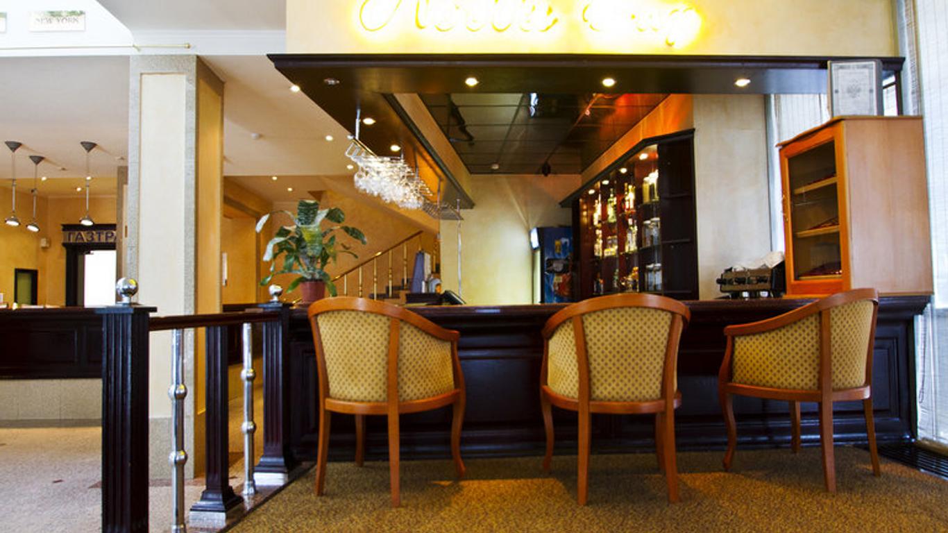 艾弗洛帕酒店