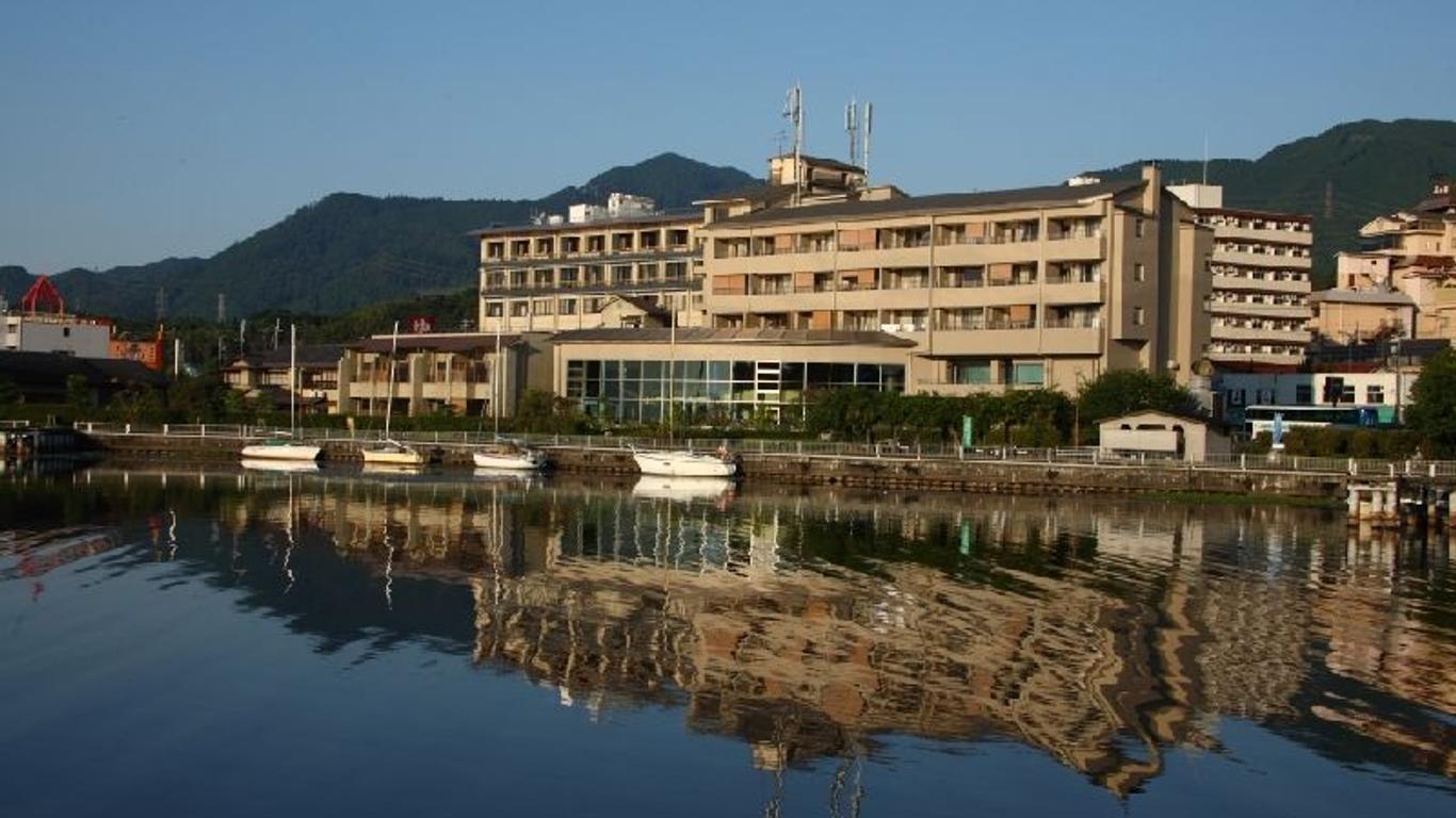 琵琶湖花街道旅馆