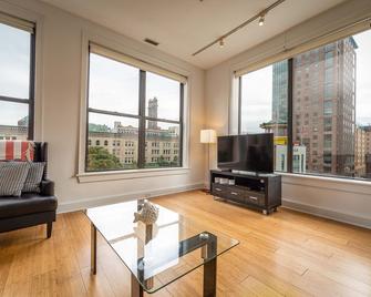 Downtown Boston Furnished Apartment - 波士顿 - 客厅