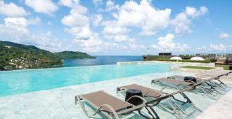 普吉岛卡塔海滩努克迪酒店 - 卡伦海滩 - 游泳池
