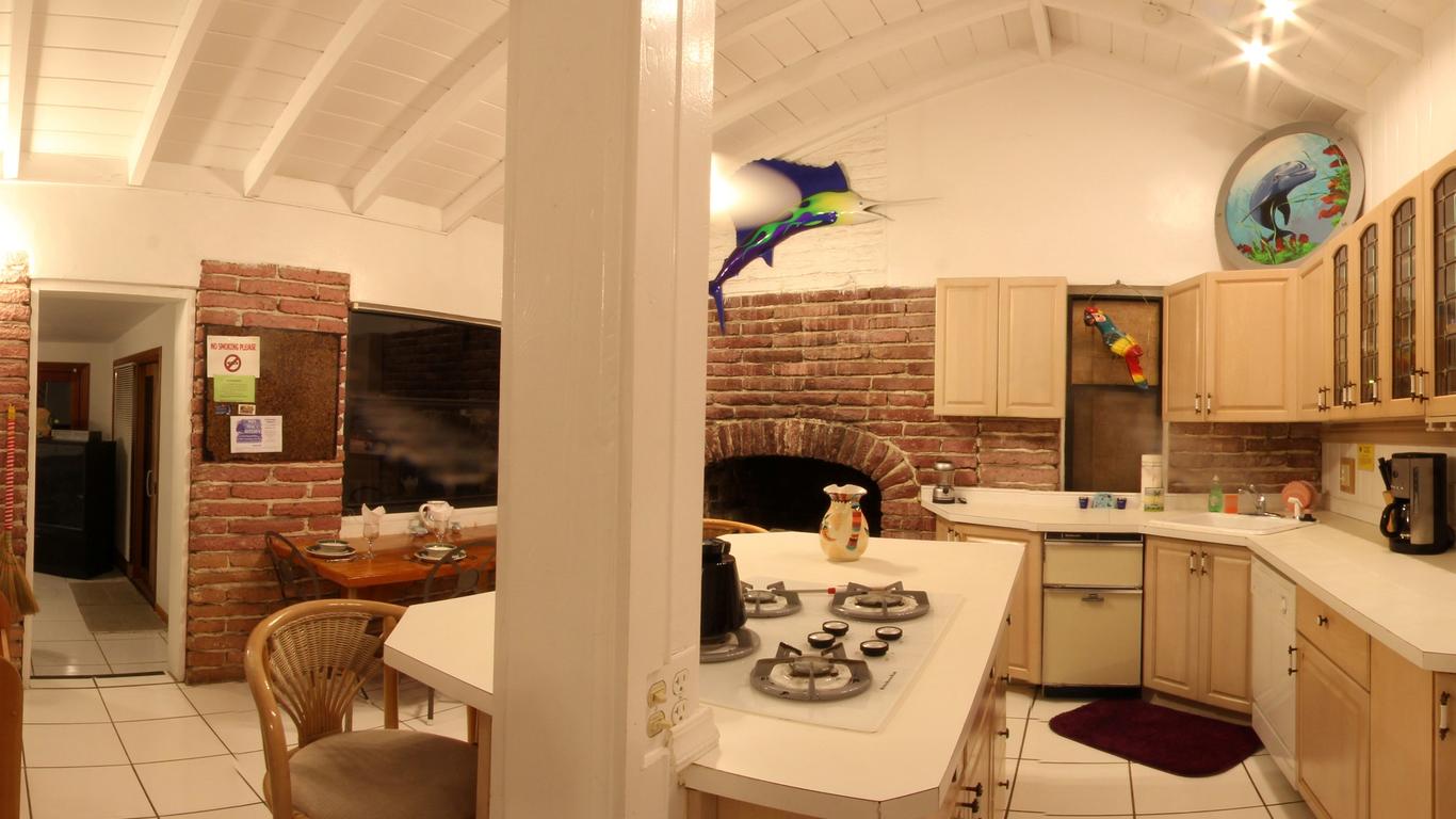 湖岛小屋酒店