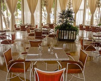哈巴纳滨水酒店 - 伊贝罗斯塔酒店 - 哈瓦那 - 餐馆