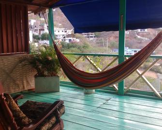 Munky Republic Hostal - Taganga - 阳台