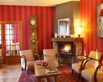 Hotel Gerard d´Alsace - 热拉梅 - 客厅