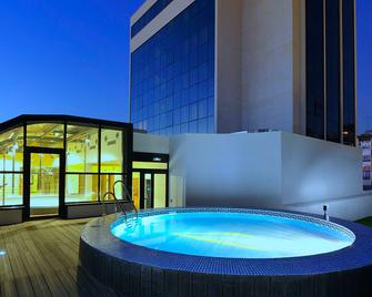 格拉纳达帐篷酒店 - 格拉纳达 - 游泳池