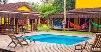 Hostel Da Vila Ilhabela - 伊利亚贝拉 - 游泳池